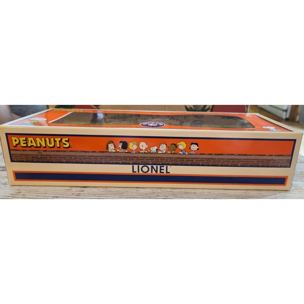 Lionel 6-37082 Peanuts Trick-or-Treat Animated Gondola O Gauge - NIB - Picture 13 of 15